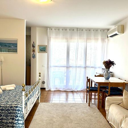 Marina Bay View Apartment Bevazzana Dış mekan fotoğraf