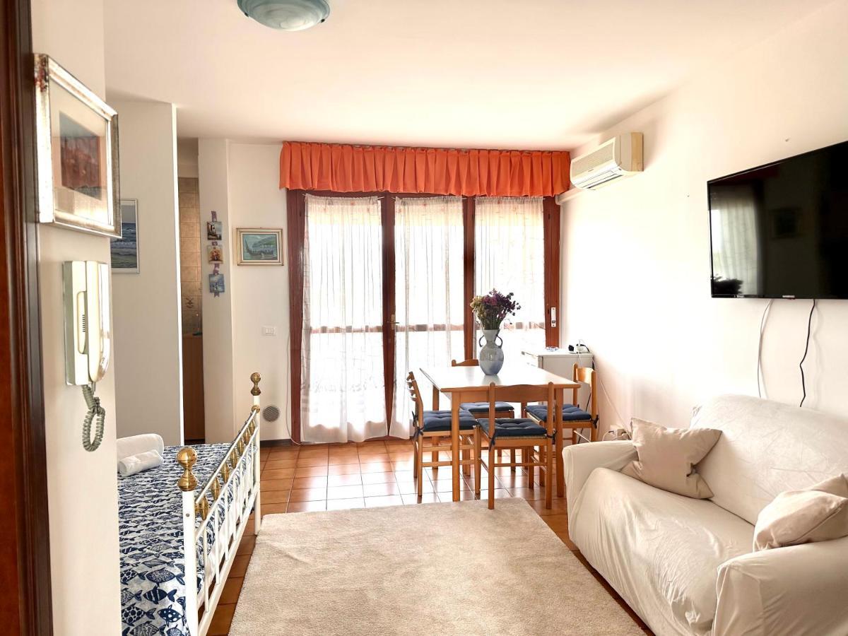 Marina Bay View Apartment Bevazzana Dış mekan fotoğraf