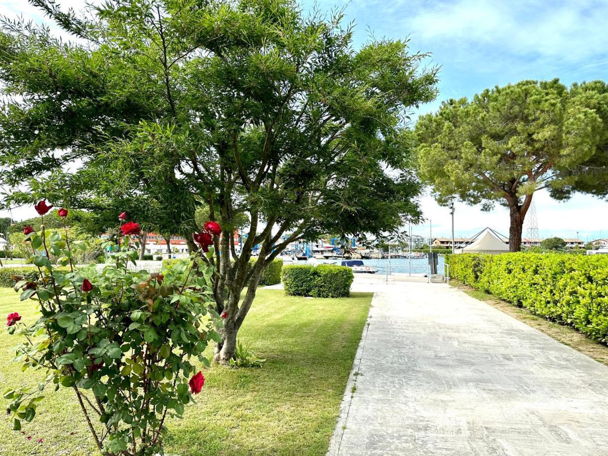 Marina Bay View Apartment Bevazzana Dış mekan fotoğraf