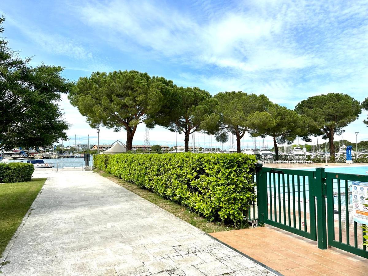Marina Bay View Apartment Bevazzana Dış mekan fotoğraf